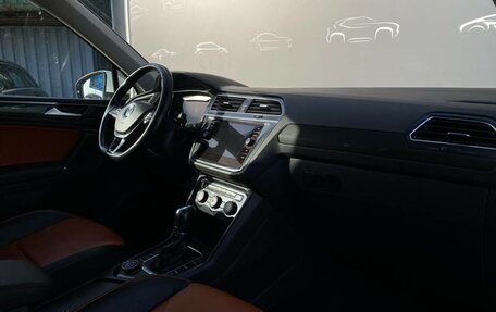 Volkswagen Tiguan II, 2017 год, 2 998 500 рублей, 8 фотография