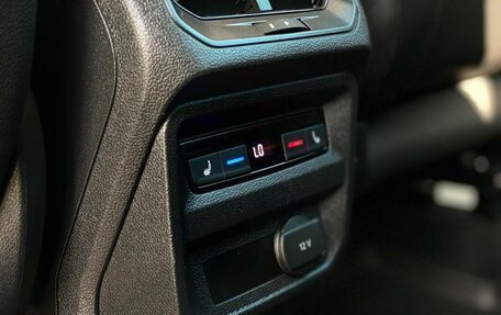 Volkswagen Tiguan II, 2017 год, 2 998 500 рублей, 11 фотография