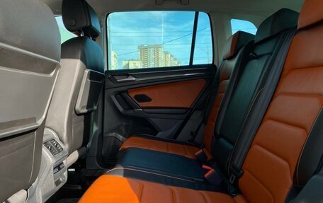 Volkswagen Tiguan II, 2017 год, 2 998 500 рублей, 12 фотография