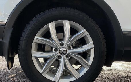 Volkswagen Tiguan II, 2017 год, 2 998 500 рублей, 28 фотография