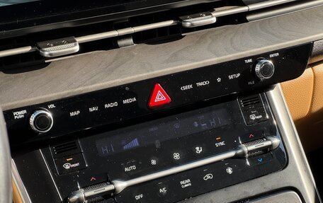 KIA Carnival, 2020 год, 4 090 000 рублей, 21 фотография