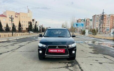 Mitsubishi Outlander III рестайлинг 3, 2012 год, 1 349 000 рублей, 3 фотография