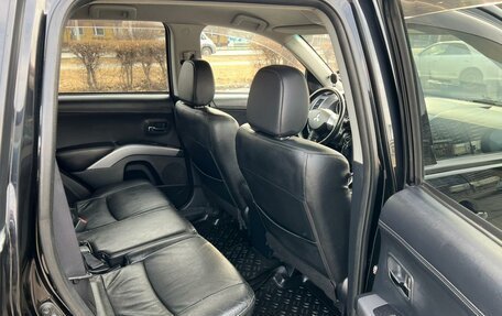 Mitsubishi Outlander III рестайлинг 3, 2012 год, 1 349 000 рублей, 13 фотография