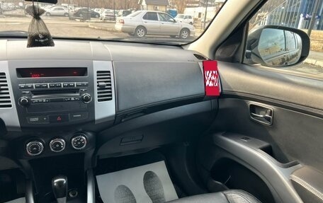 Mitsubishi Outlander III рестайлинг 3, 2012 год, 1 349 000 рублей, 17 фотография