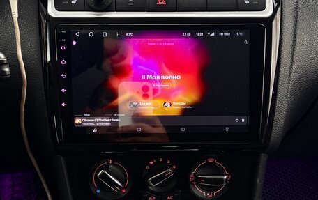 Volkswagen Polo VI (EU Market), 2010 год, 599 999 рублей, 18 фотография