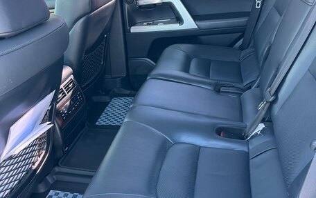 Toyota Land Cruiser 200, 2017 год, 7 150 000 рублей, 14 фотография