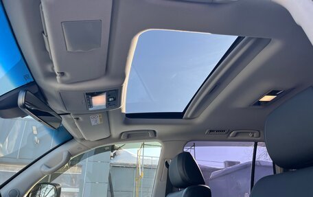 Toyota Land Cruiser 200, 2017 год, 7 150 000 рублей, 8 фотография