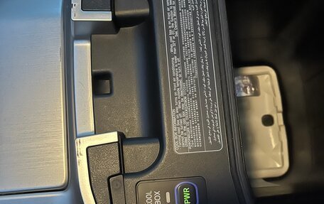 Toyota Land Cruiser 200, 2017 год, 7 150 000 рублей, 23 фотография