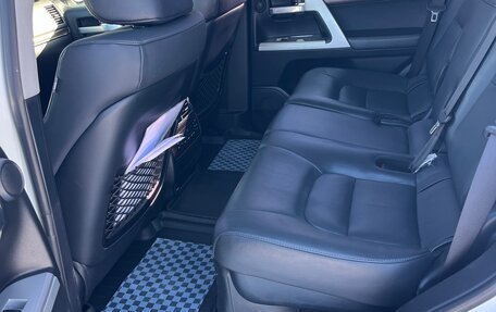 Toyota Land Cruiser 200, 2017 год, 7 150 000 рублей, 17 фотография