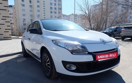 Renault Megane III, 2013 год, 780 000 рублей, 3 фотография
