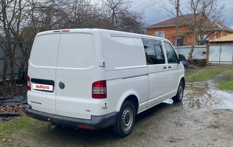 Volkswagen Transporter T5 рестайлинг, 2014 год, 1 850 000 рублей, 3 фотография