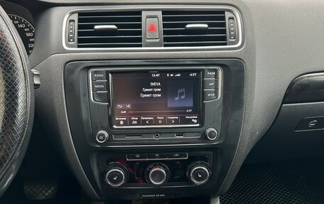 Volkswagen Jetta VI, 2011 год, 770 000 рублей, 8 фотография