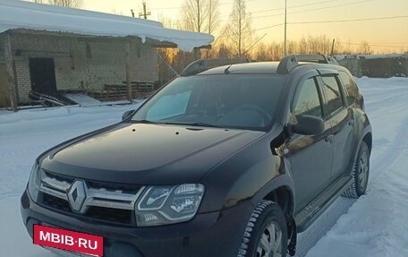 Renault Duster I рестайлинг, 2015 год, 1 100 000 рублей, 2 фотография