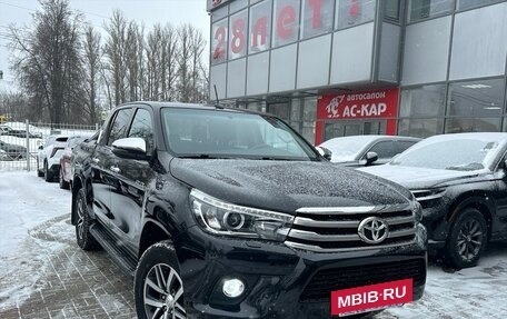 Toyota Hilux VIII, 2018 год, 4 390 000 рублей, 5 фотография