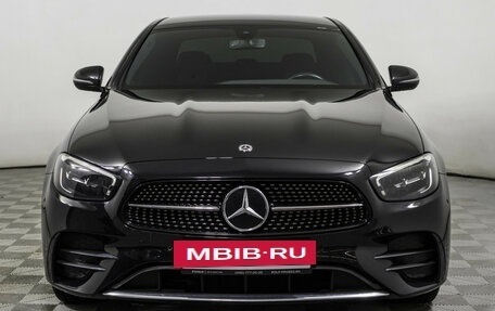 Mercedes-Benz E-Класс, 2020 год, 3 990 000 рублей, 2 фотография