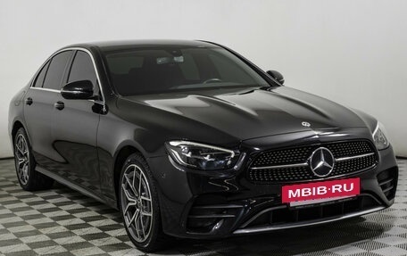 Mercedes-Benz E-Класс, 2020 год, 3 990 000 рублей, 3 фотография