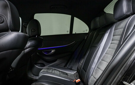 Mercedes-Benz E-Класс, 2020 год, 3 990 000 рублей, 13 фотография