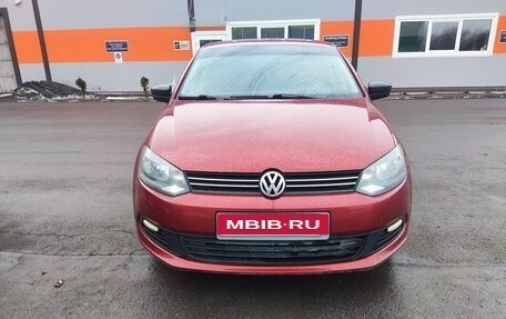 Volkswagen Polo VI (EU Market), 2014 год, 590 000 рублей, 1 фотография