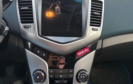 Chevrolet Cruze II, 2011 год, 740 000 рублей, 8 фотография