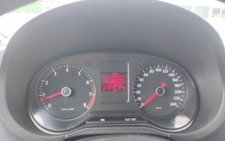 Volkswagen Polo VI (EU Market), 2014 год, 590 000 рублей, 17 фотография