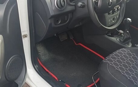 Renault Logan II, 2020 год, 800 000 рублей, 8 фотография