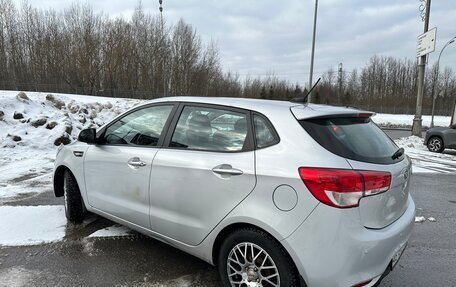 KIA Rio III рестайлинг, 2017 год, 1 000 000 рублей, 5 фотография