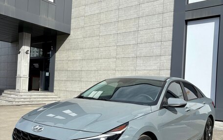 Hyundai Elantra, 2022 год, 1 799 000 рублей, 2 фотография