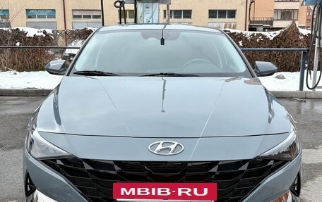 Hyundai Elantra, 2022 год, 1 799 000 рублей, 3 фотография