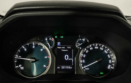 Toyota Land Cruiser Prado 150 рестайлинг 2, 2018 год, 4 345 000 рублей, 11 фотография