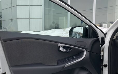 Volvo V40 Cross Country I, 2013 год, 1 200 000 рублей, 17 фотография