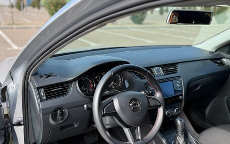 Skoda Octavia, 2018 год, 1 980 000 рублей, 11 фотография