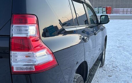 Toyota Land Cruiser Prado 150 рестайлинг 2, 2014 год, 2 990 000 рублей, 4 фотография