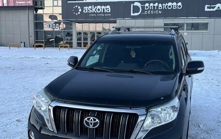 Toyota Land Cruiser Prado 150 рестайлинг 2, 2014 год, 2 990 000 рублей, 2 фотография