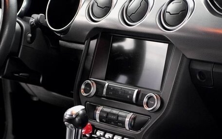 Ford Mustang VI рестайлинг, 2020 год, 3 500 000 рублей, 20 фотография