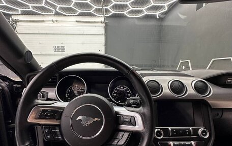 Ford Mustang VI рестайлинг, 2020 год, 3 500 000 рублей, 19 фотография