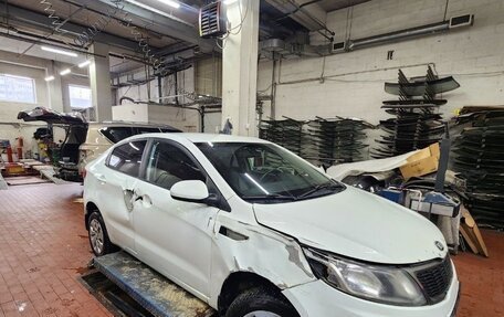 KIA Rio III рестайлинг, 2014 год, 800 000 рублей, 10 фотография