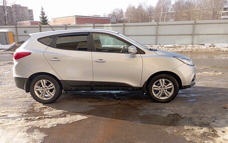 Hyundai ix35 I рестайлинг, 2013 год, 1 120 000 рублей, 4 фотография
