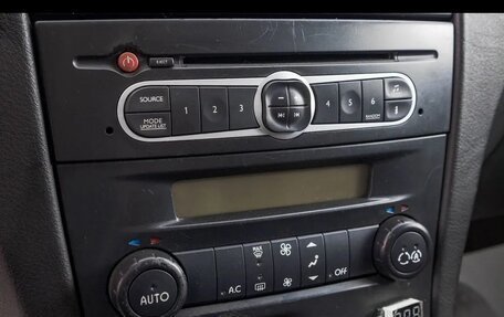 Renault Laguna II, 2006 год, 380 000 рублей, 11 фотография