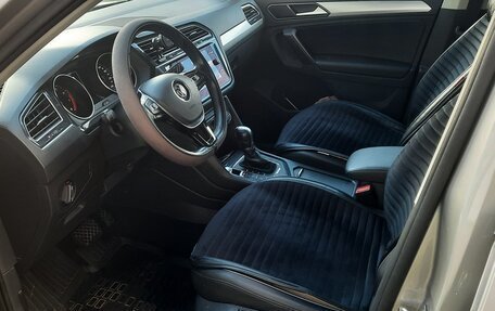 Volkswagen Tiguan II, 2017 год, 2 620 000 рублей, 8 фотография