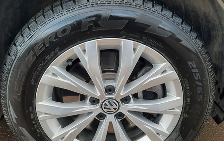 Volkswagen Tiguan II, 2017 год, 2 620 000 рублей, 22 фотография