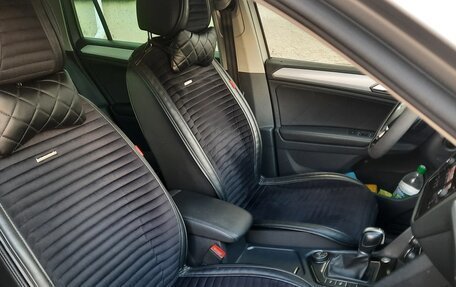 Volkswagen Tiguan II, 2017 год, 2 620 000 рублей, 15 фотография