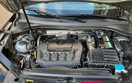 Volkswagen Tiguan II, 2017 год, 2 620 000 рублей, 20 фотография