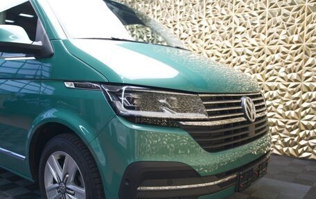 Volkswagen Multivan T6 рестайлинг, 2023 год, 4 500 000 рублей, 5 фотография