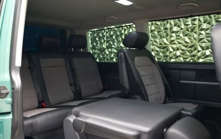 Volkswagen Multivan T6 рестайлинг, 2023 год, 4 500 000 рублей, 18 фотография