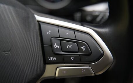 Volkswagen Multivan T6 рестайлинг, 2023 год, 4 500 000 рублей, 27 фотография