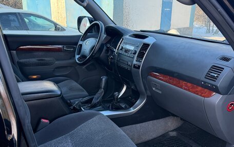 Toyota Land Cruiser Prado 120 рестайлинг, 2006 год, 1 950 000 рублей, 2 фотография