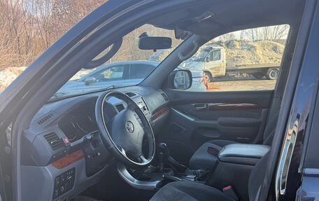 Toyota Land Cruiser Prado 120 рестайлинг, 2006 год, 1 950 000 рублей, 7 фотография