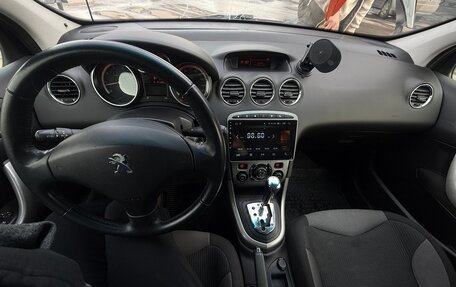 Peugeot 308 II, 2011 год, 690 000 рублей, 24 фотография