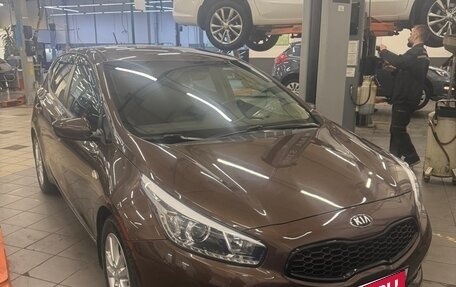 KIA cee'd III, 2014 год, 1 240 000 рублей, 2 фотография