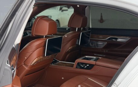 BMW 7 серия, 2017 год, 4 650 000 рублей, 4 фотография